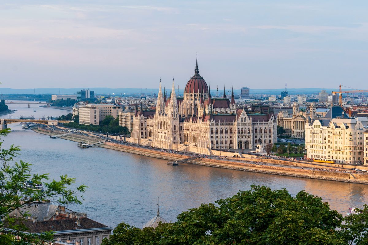 Junggesellinnenabschied in Budapest an der Donau